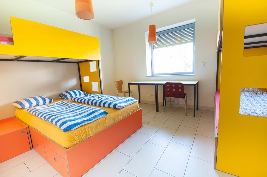 לובליאנה Simbol Rooms With Free Private Parking חדר תמונה