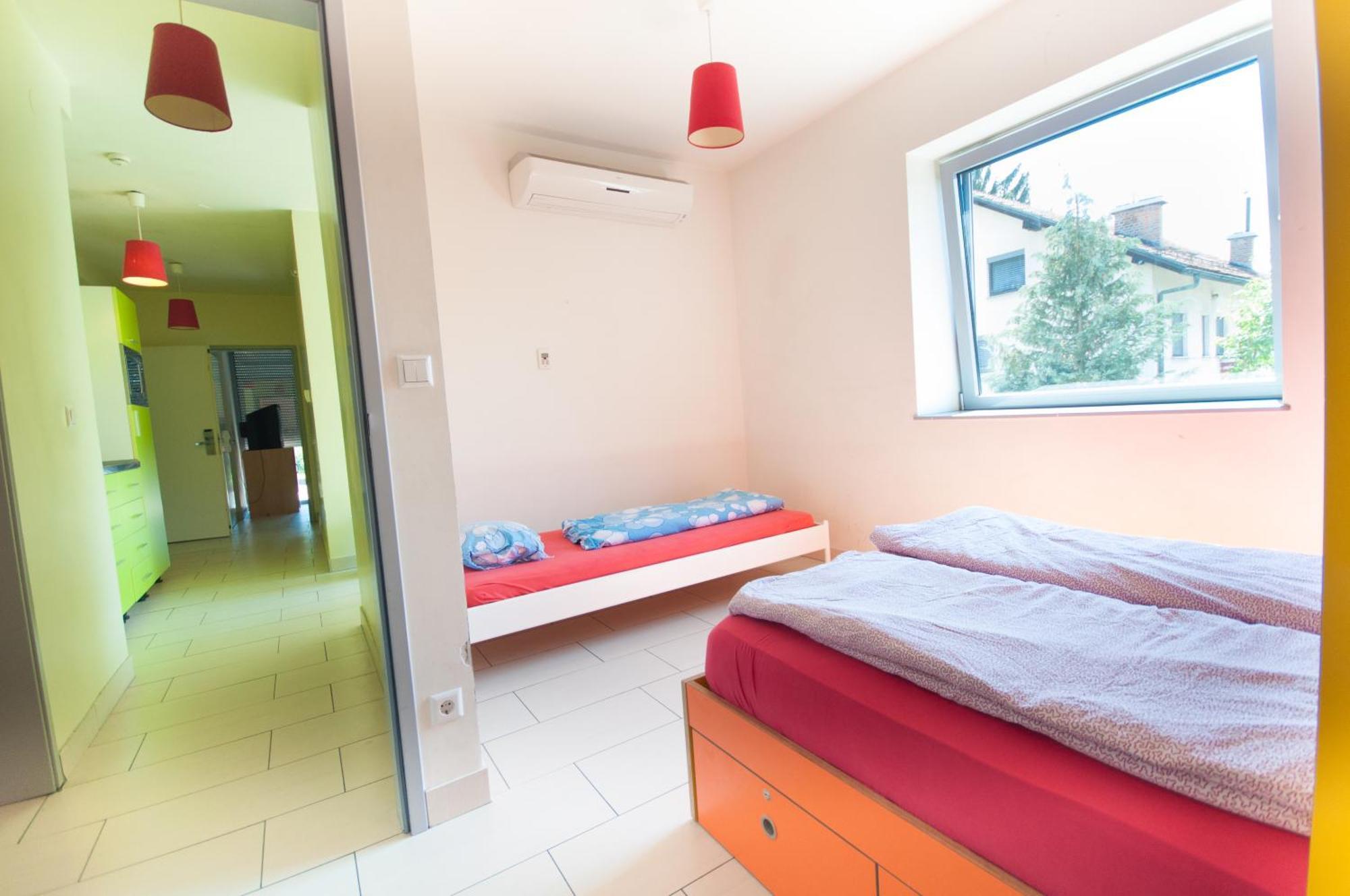 לובליאנה Simbol Rooms With Free Private Parking חדר תמונה