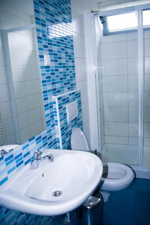 לובליאנה Simbol Rooms With Free Private Parking מראה חיצוני תמונה